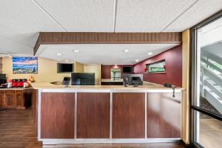 econo lodge hickory
