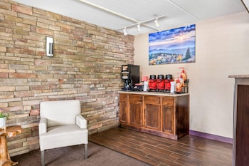 econo lodge hickory