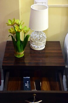 lucknow luxury hotel and restaurant