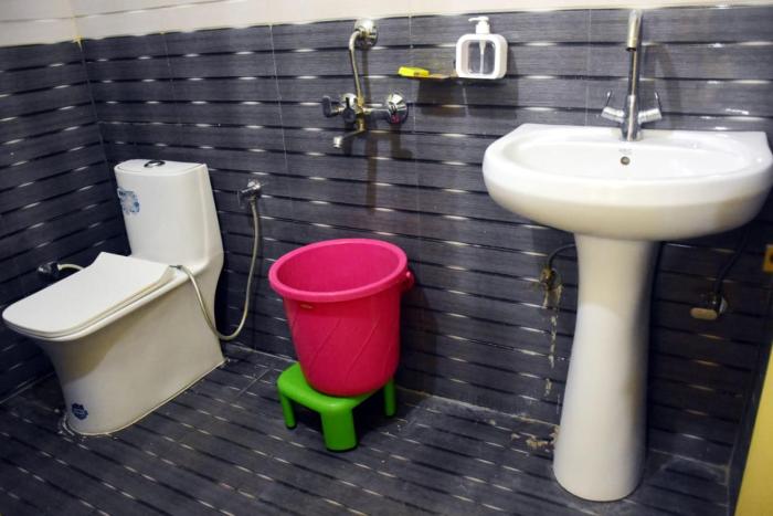 lucknow luxury hotel and restaurant