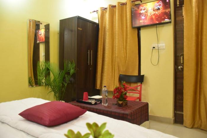 lucknow luxury hotel and restaurant