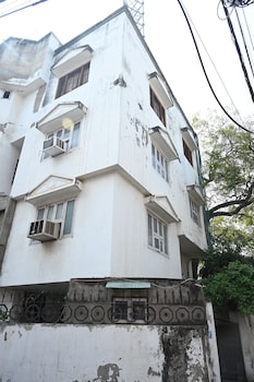 Siddhivinayak Temple Guest House,,3 star