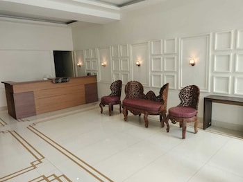 hotel adarsh