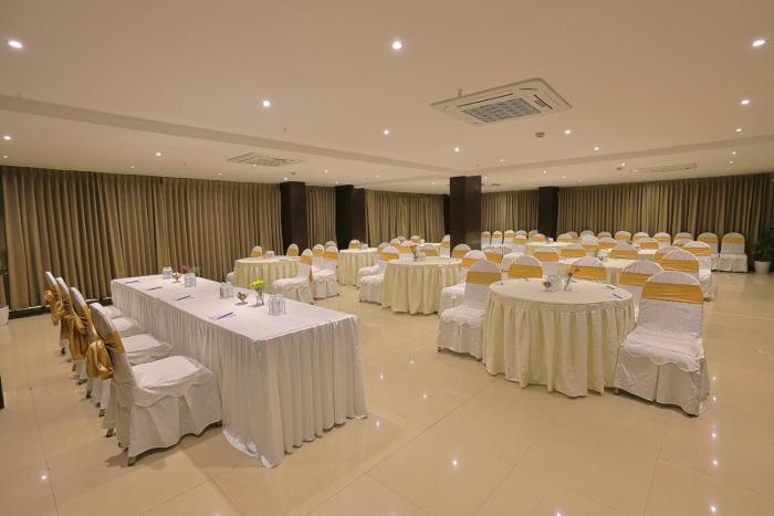 hotel grand continent premier banjara hills hyderabad