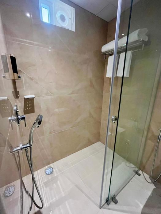 hotel grand continent premier banjara hills hyderabad