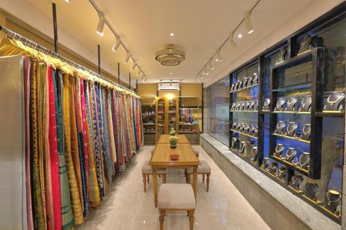 hotel grand continent premier banjara hills hyderabad