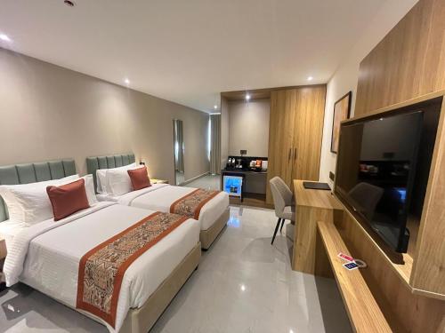 hotel grand continent premier banjara hills hyderabad