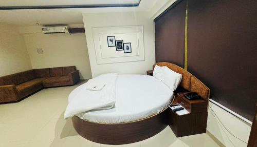 Hotel Palladium,,3 star