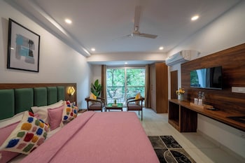 perfectstayz premium mystic falls near secret waterfall