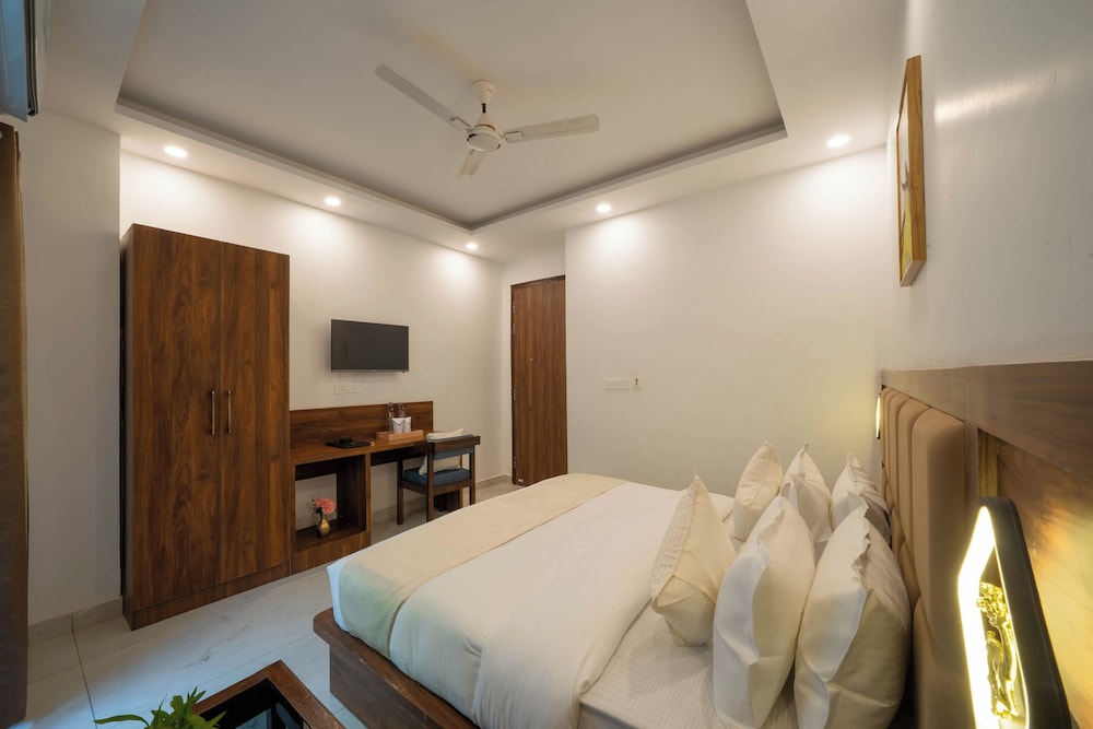 perfectstayz premium mystic falls near secret waterfall