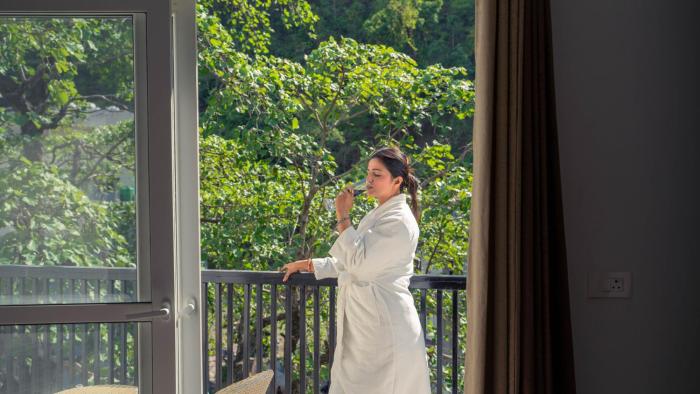 perfectstayz premium mystic falls near secret waterfall