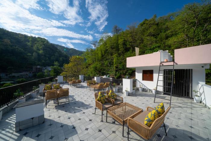 perfectstayz premium mystic falls near secret waterfall