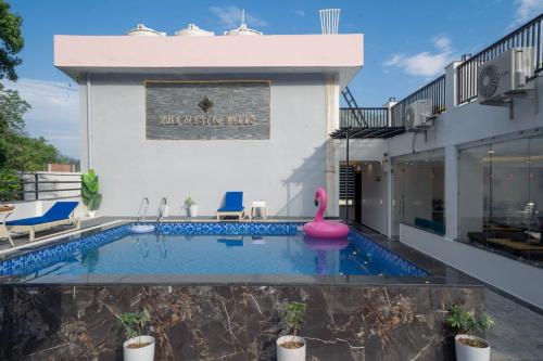 Perfectstayz Premium Mystic Falls Near Secret Waterfall,,3 star