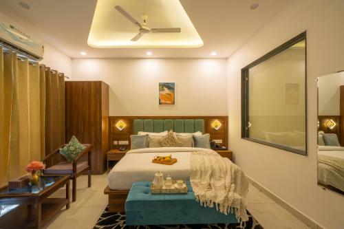 perfectstayz premium mystic falls near secret waterfall