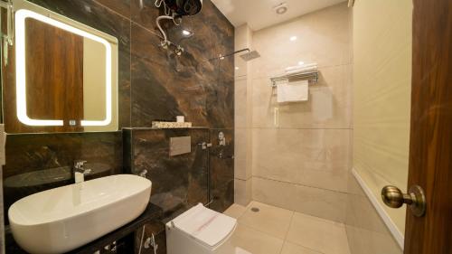 perfectstayz premium mystic falls near secret waterfall