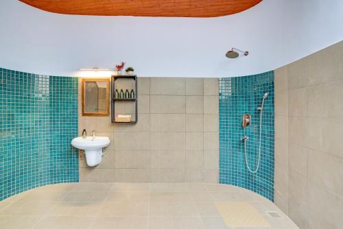 Elivaas Urvi Suites,,2 star