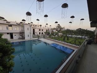 hotel divine banaras