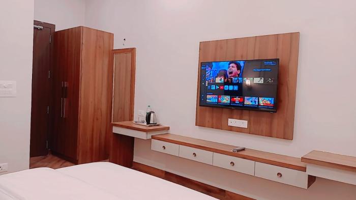 hotel divine banaras