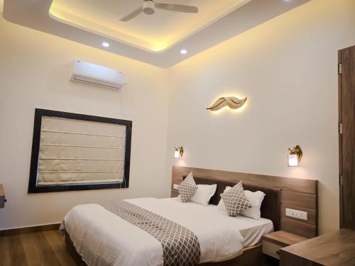 hotel divine banaras