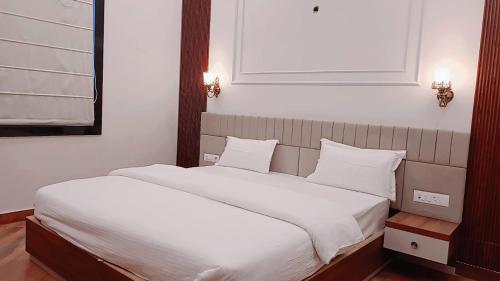 hotel divine banaras
