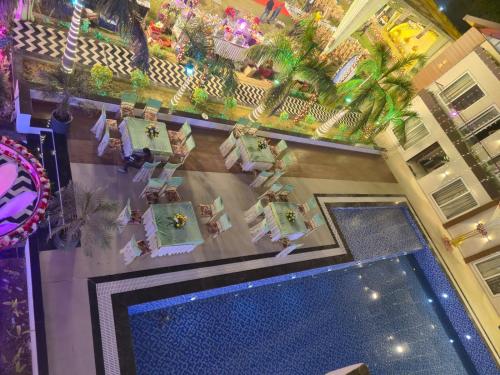 hotel divine banaras