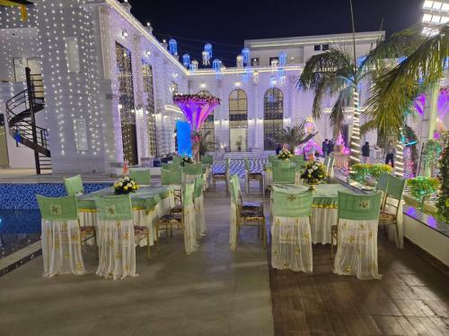 hotel divine banaras