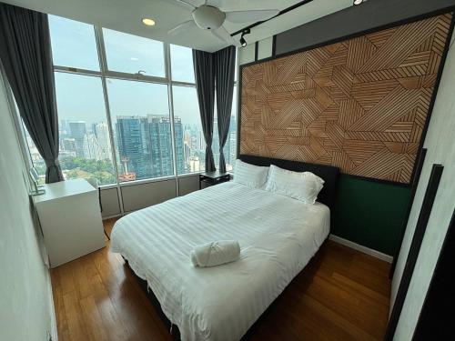sky suites klcc by easy nap