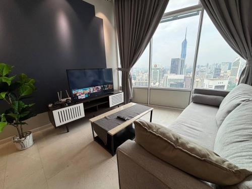 sky suites klcc by easy nap
