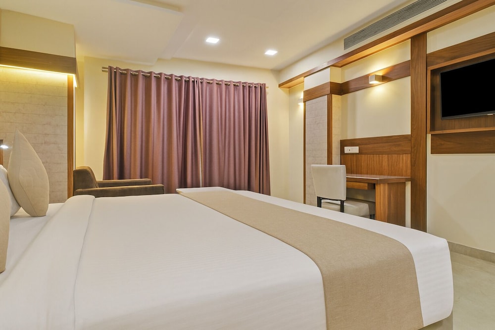 hotel mandovin a premium hotel in udaipur