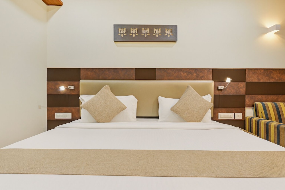 hotel mandovin a premium hotel in udaipur