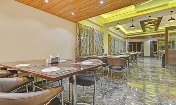 hotel mandovin a premium hotel in udaipur