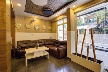 Diamond Palace,,3 star