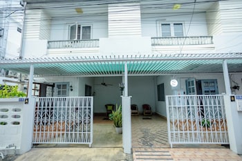 mitr inn hua hin beach