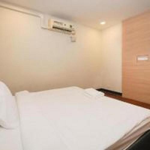 go inn silom road bts saint louis