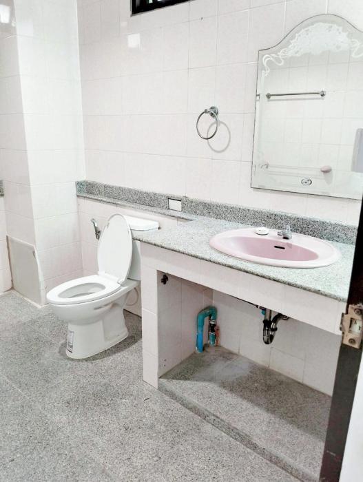 mitr inn sukhumvit 2 bts nana