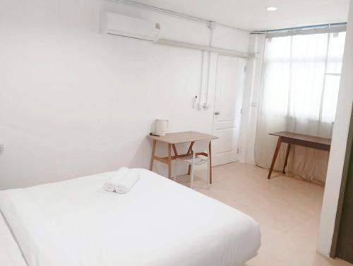 mitr inn sukhumvit 2 bts nana
