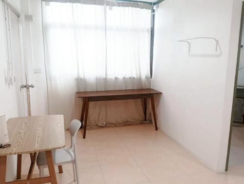 mitr inn sukhumvit 2 bts nana