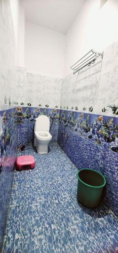 Satkar Hotel And Restuarant,,2 star