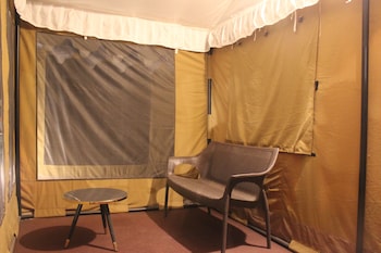 camp om riverside retreat