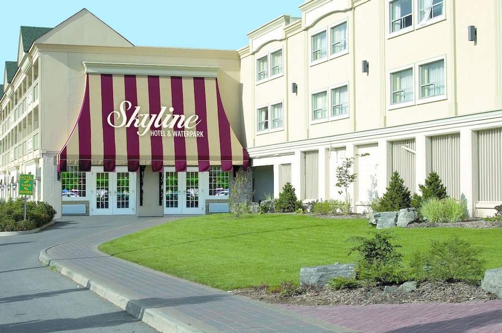 skyline hotel and waterpark