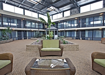 skyline hotel and waterpark