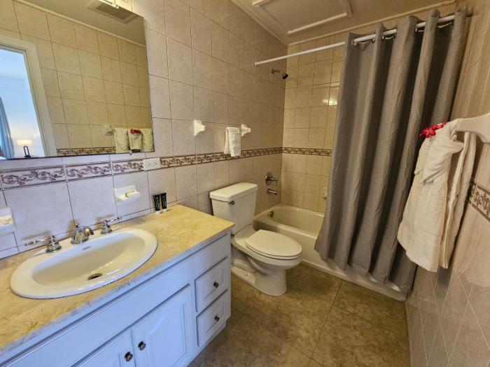 aurela residences