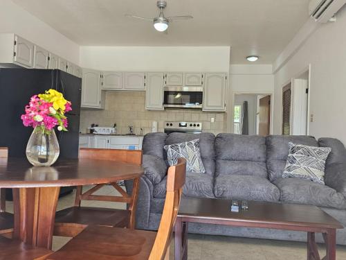 aurela residences