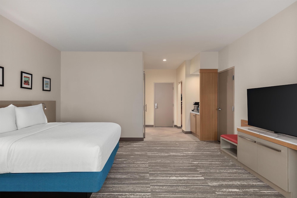 hilton garden inn wichita airport