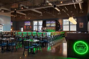 hilton garden inn wichita airport
