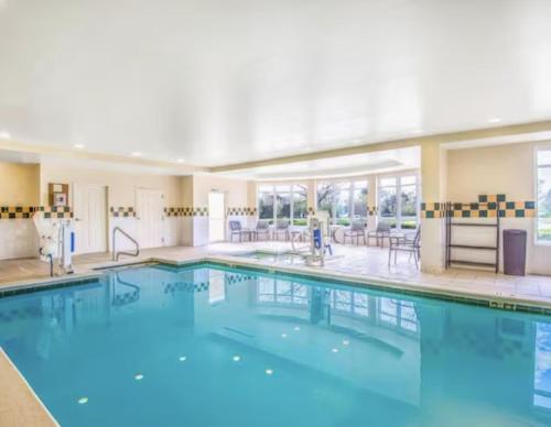 hilton garden inn wichita airport