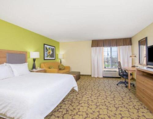 hilton garden inn wichita airport