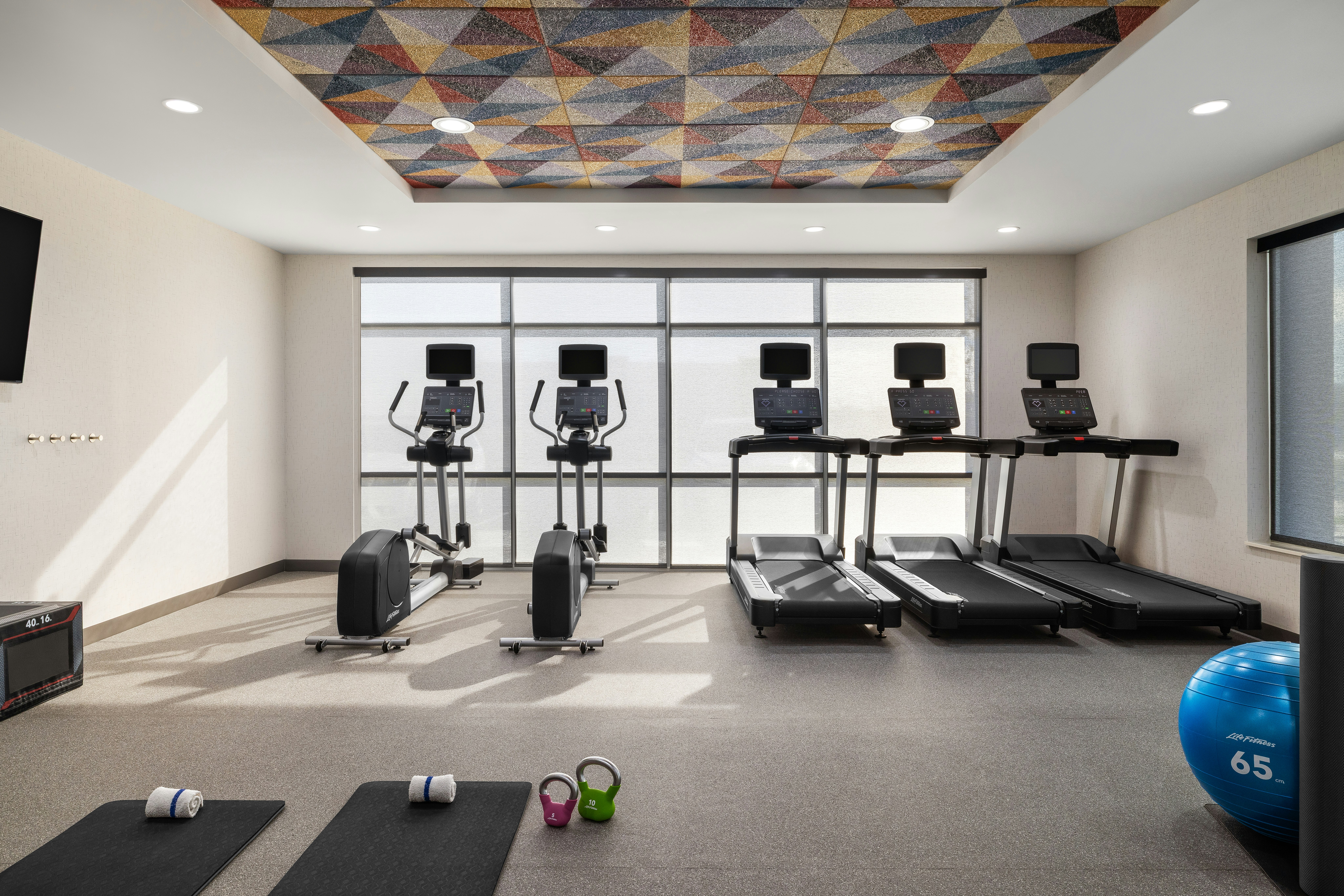 home2 suites by hilton muncie