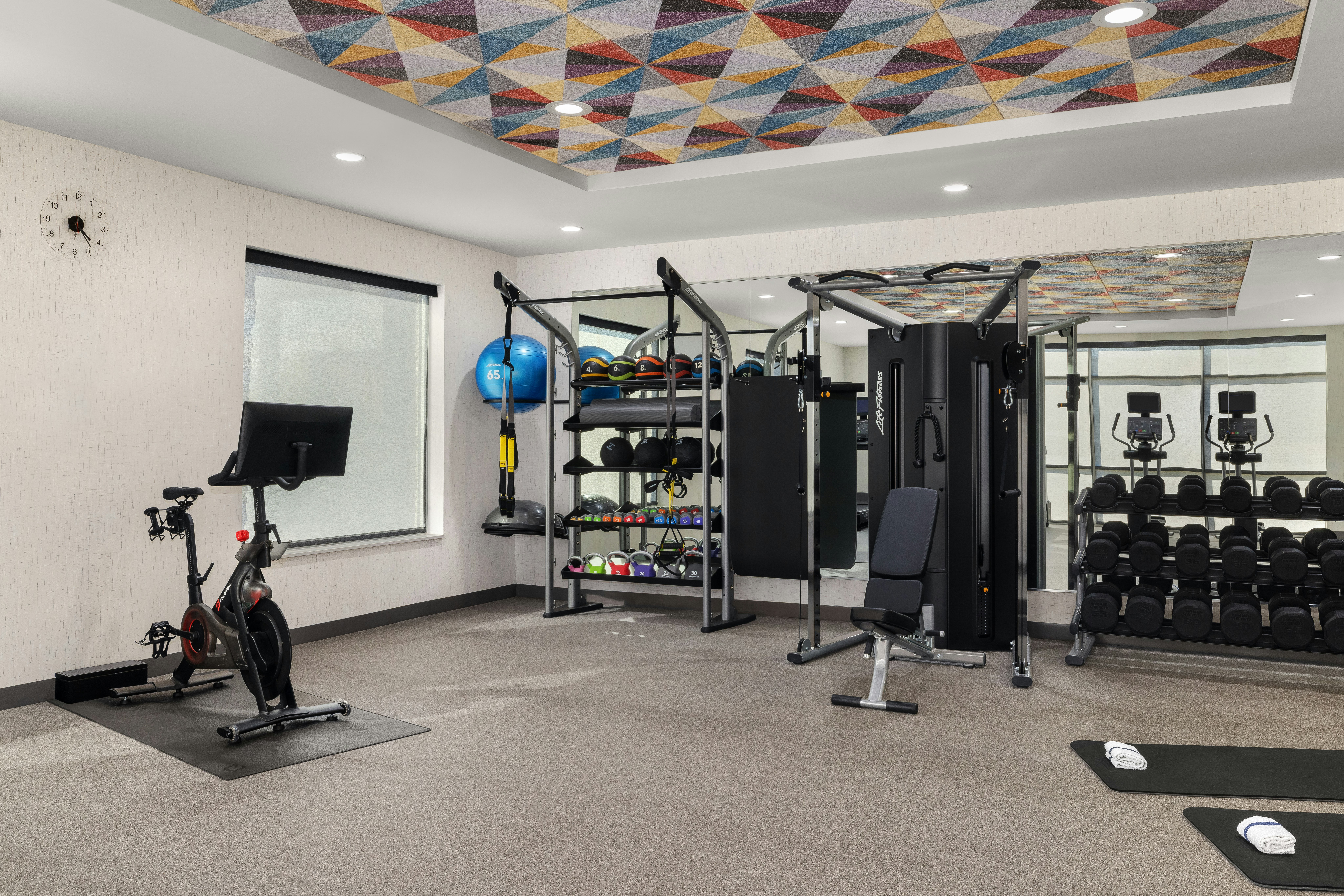 home2 suites by hilton muncie