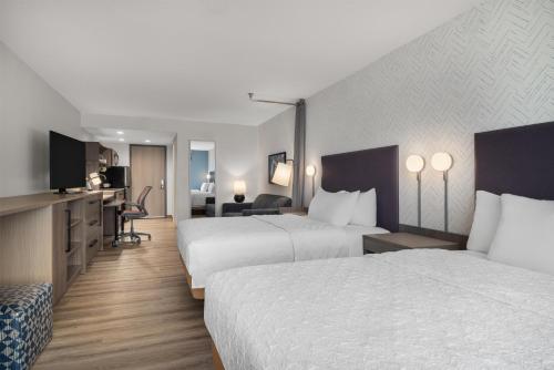 home2 suites by hilton muncie